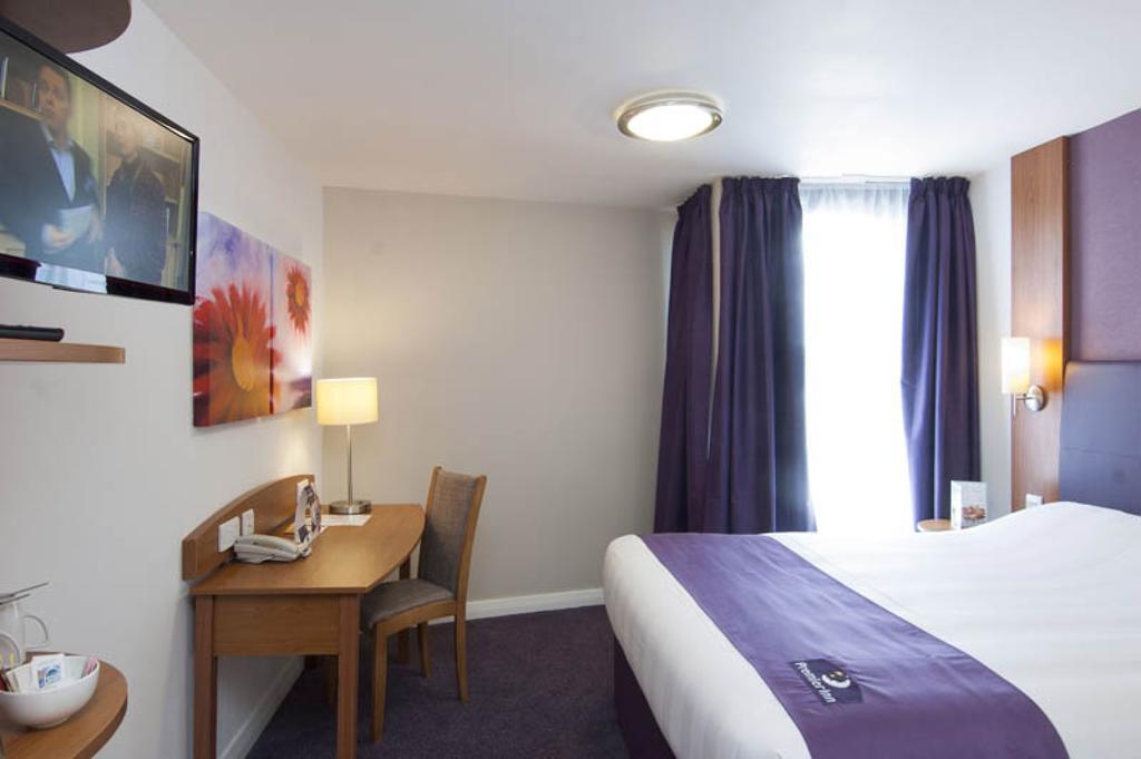 Premier Inn Birmingham City - Waterloo St Extérieur photo