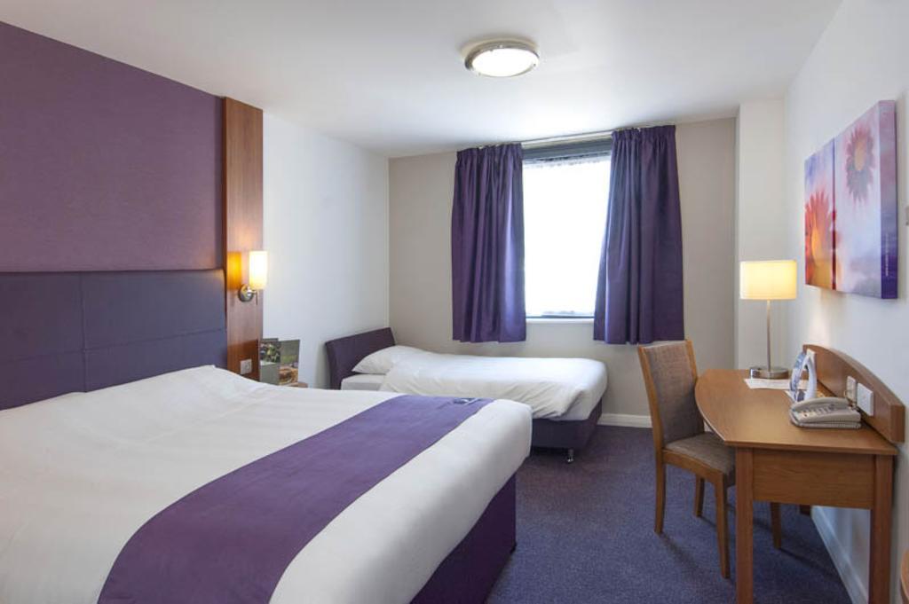Premier Inn Birmingham City - Waterloo St Extérieur photo